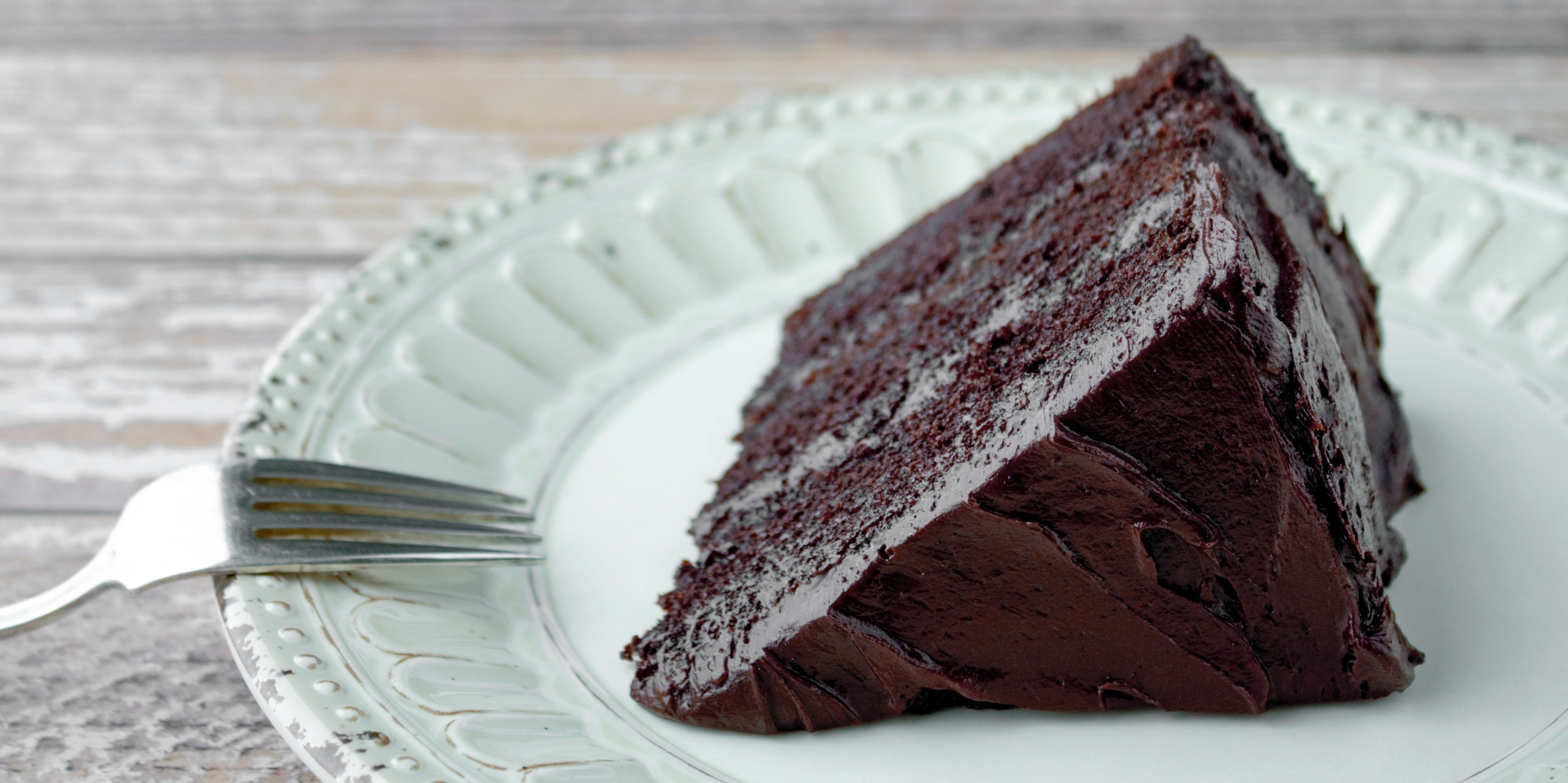 Chocolate Layer Cake with Chocolate Buttercream Frosting • Saturdays ...